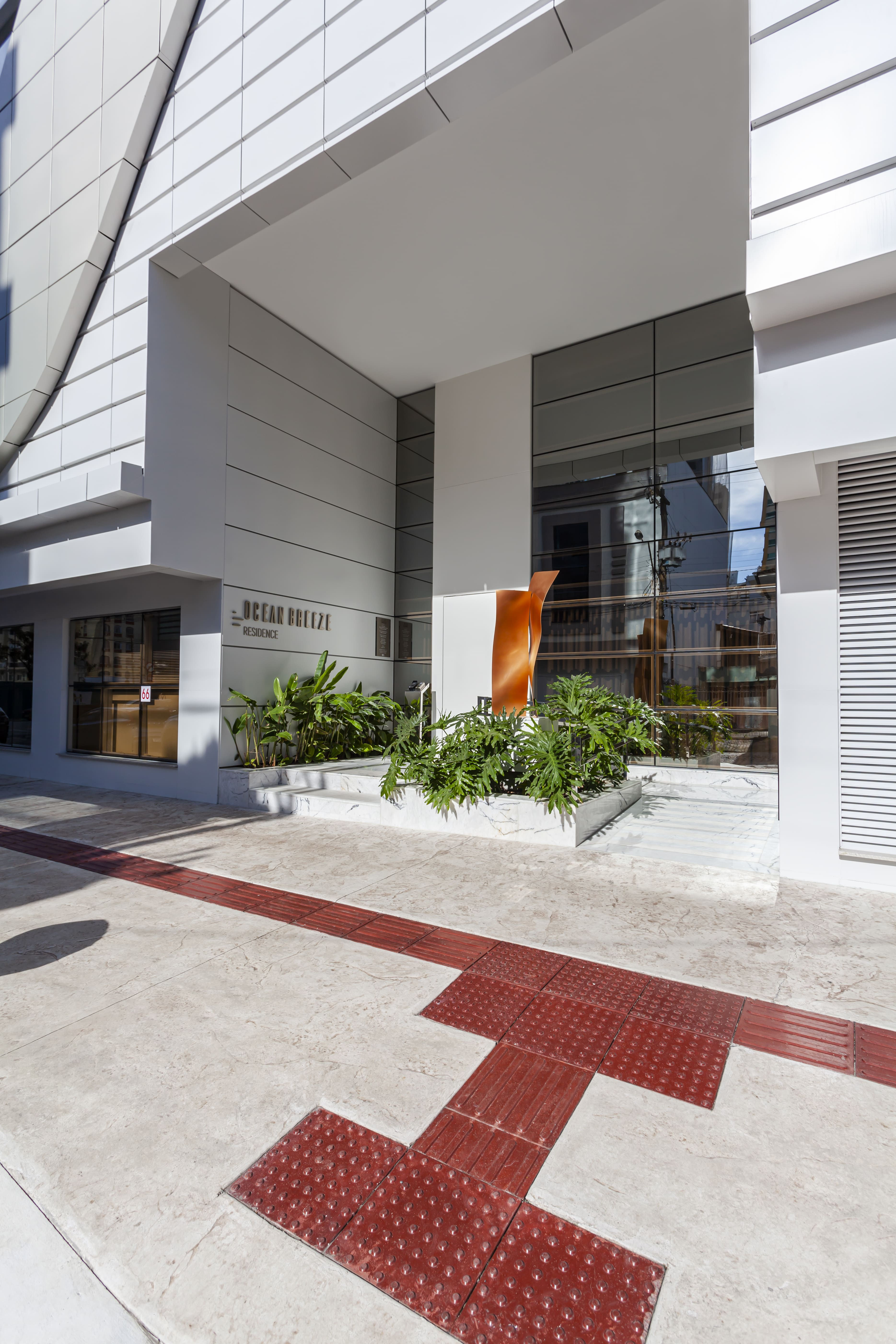 Apartamento no Edifício Ocean Breeze Residence