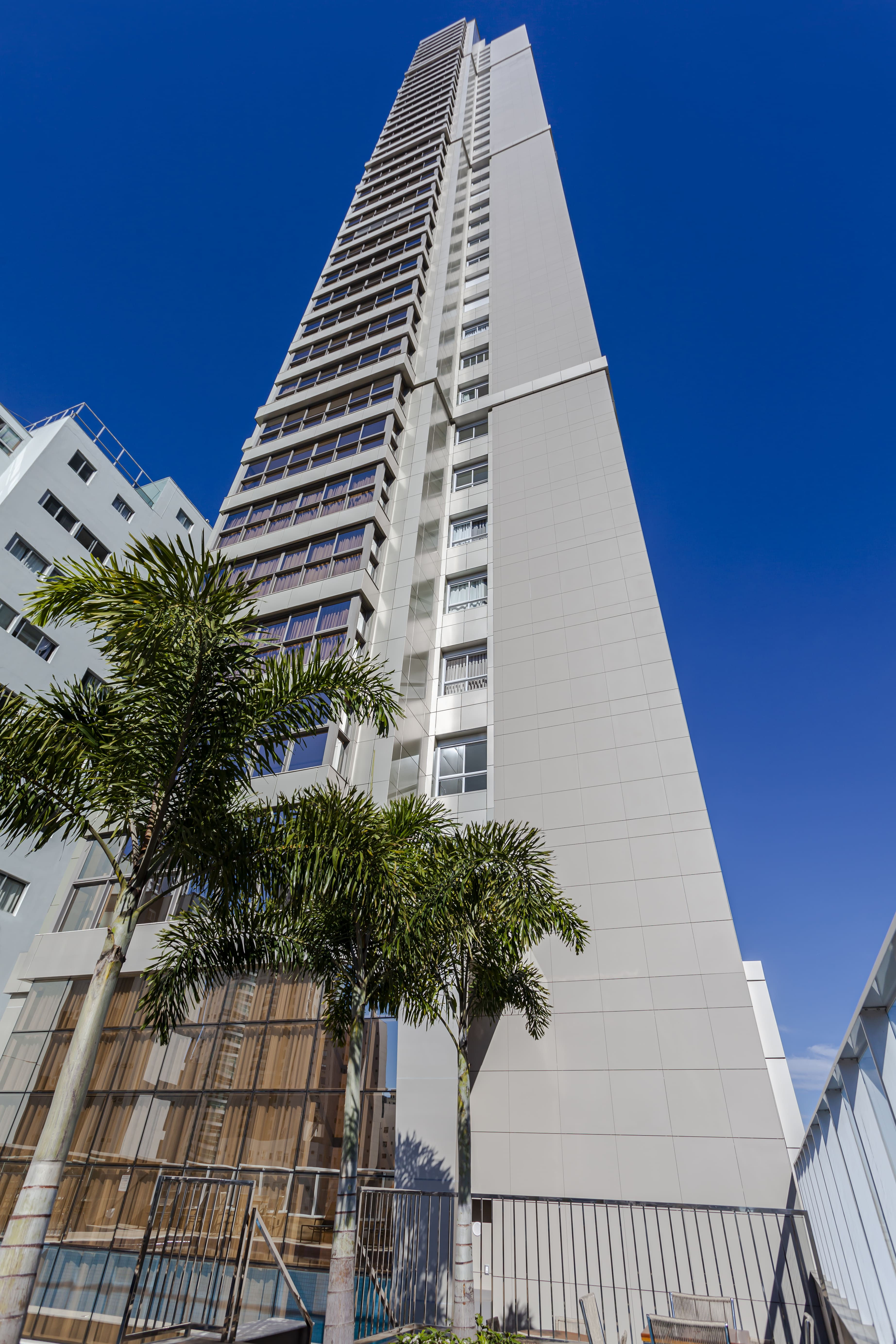 Ap à Venda no Ocean Breeze Residence