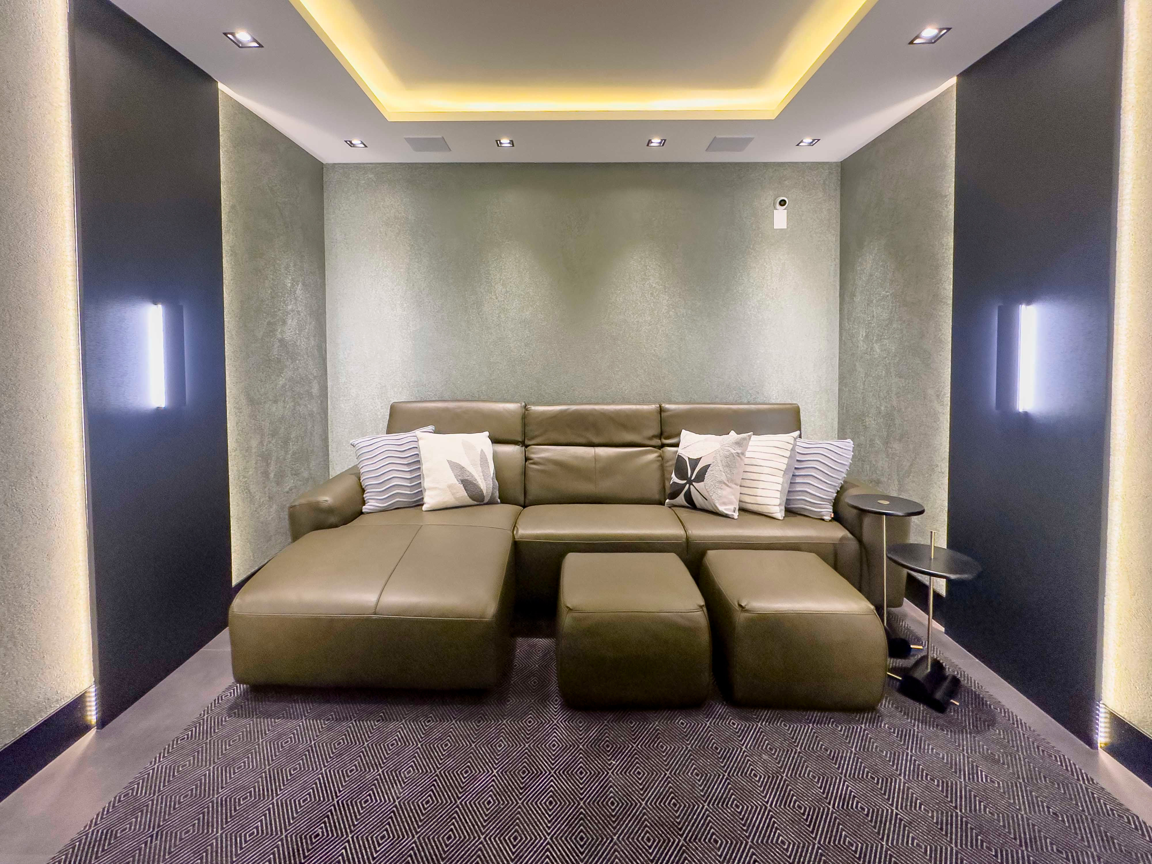 Exuberance Residence valor