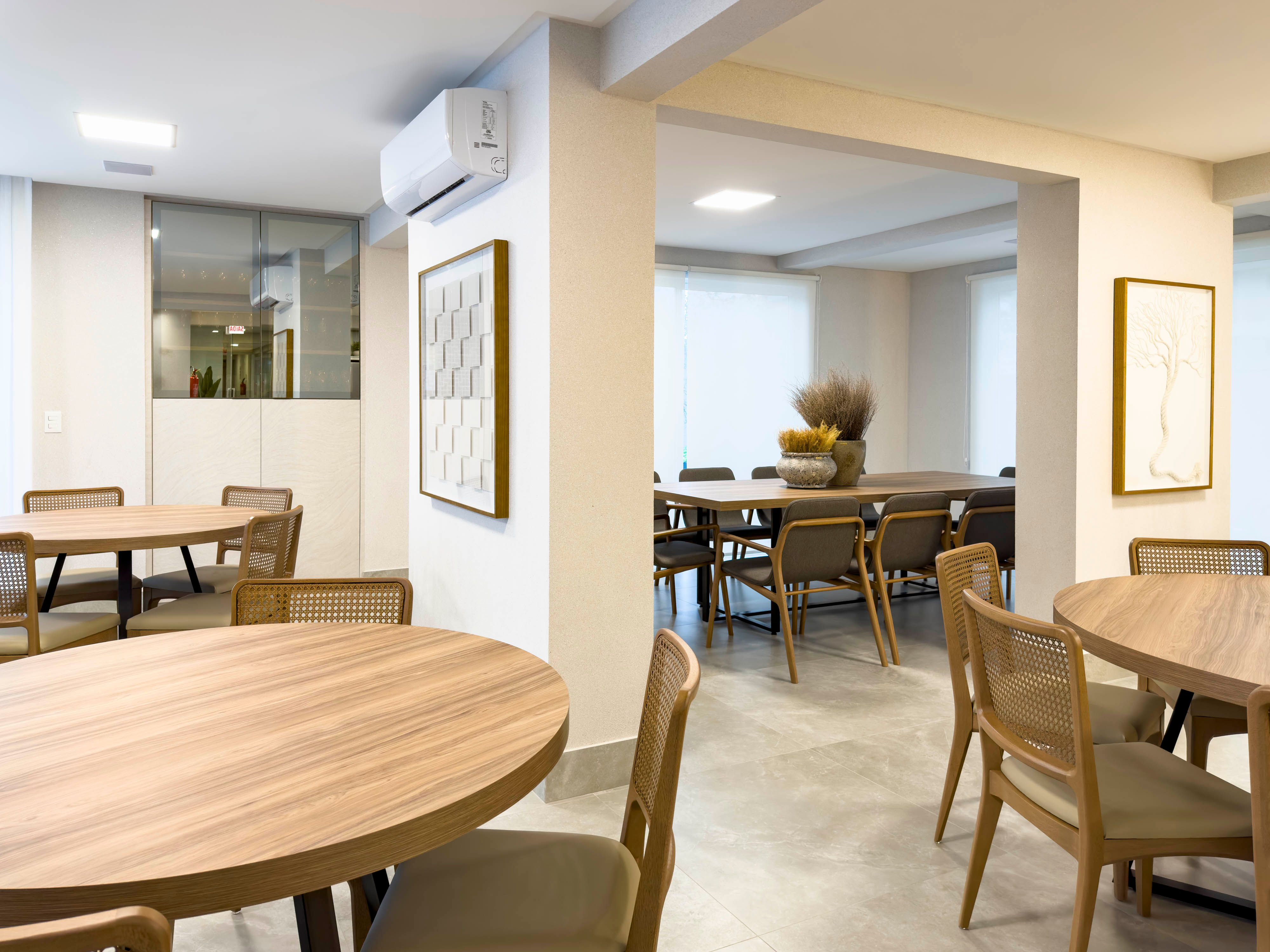 Venda de andar alto no Exuberance Residence