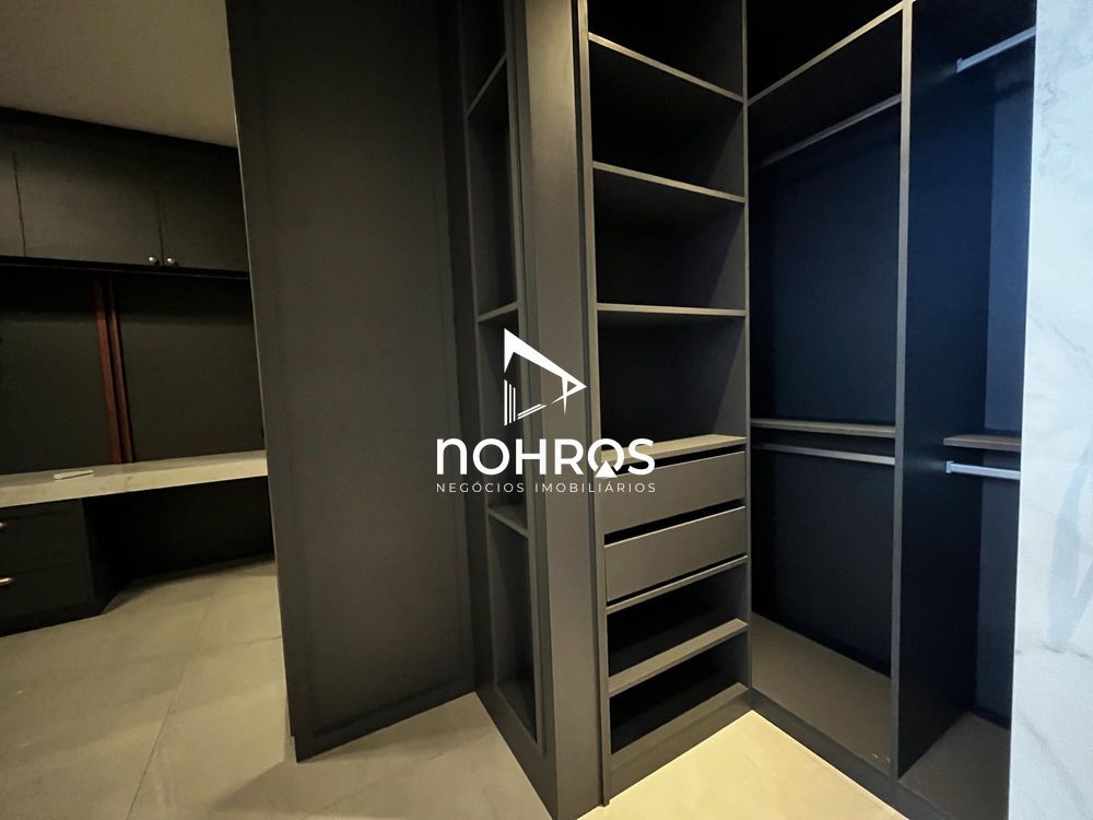 Apartamento á Venda no Edifício Biarritz
