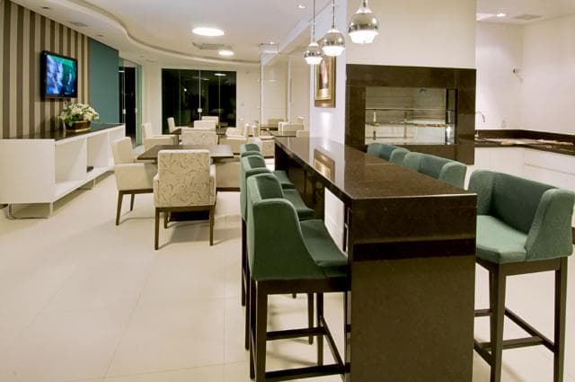 Apartamento à Venda no Lorena Cristina Residence