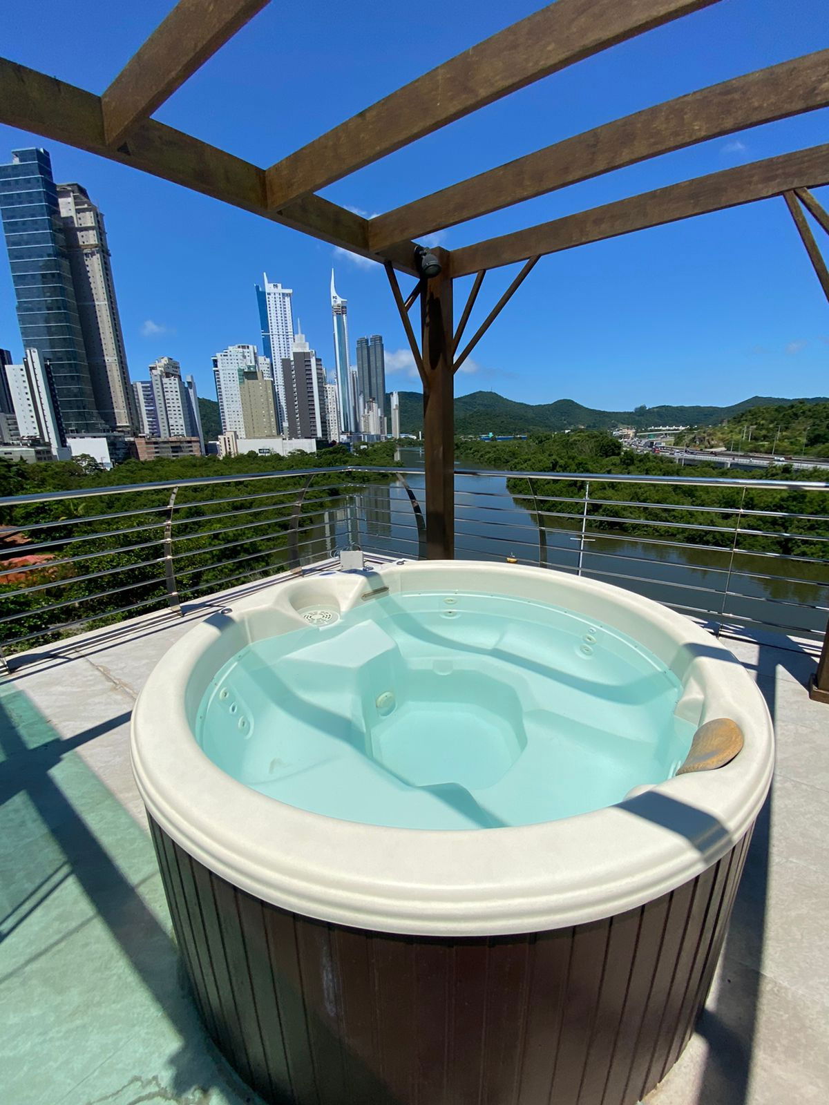 Apartamento no Marina Beach Towers