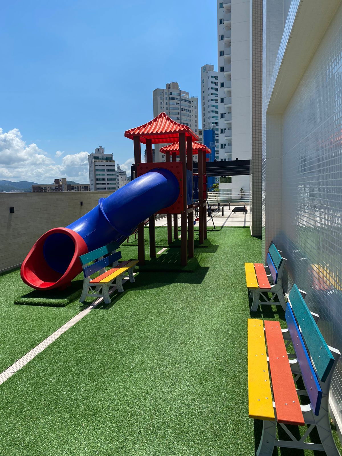 Venda de andar alto no Marina Beach Towers