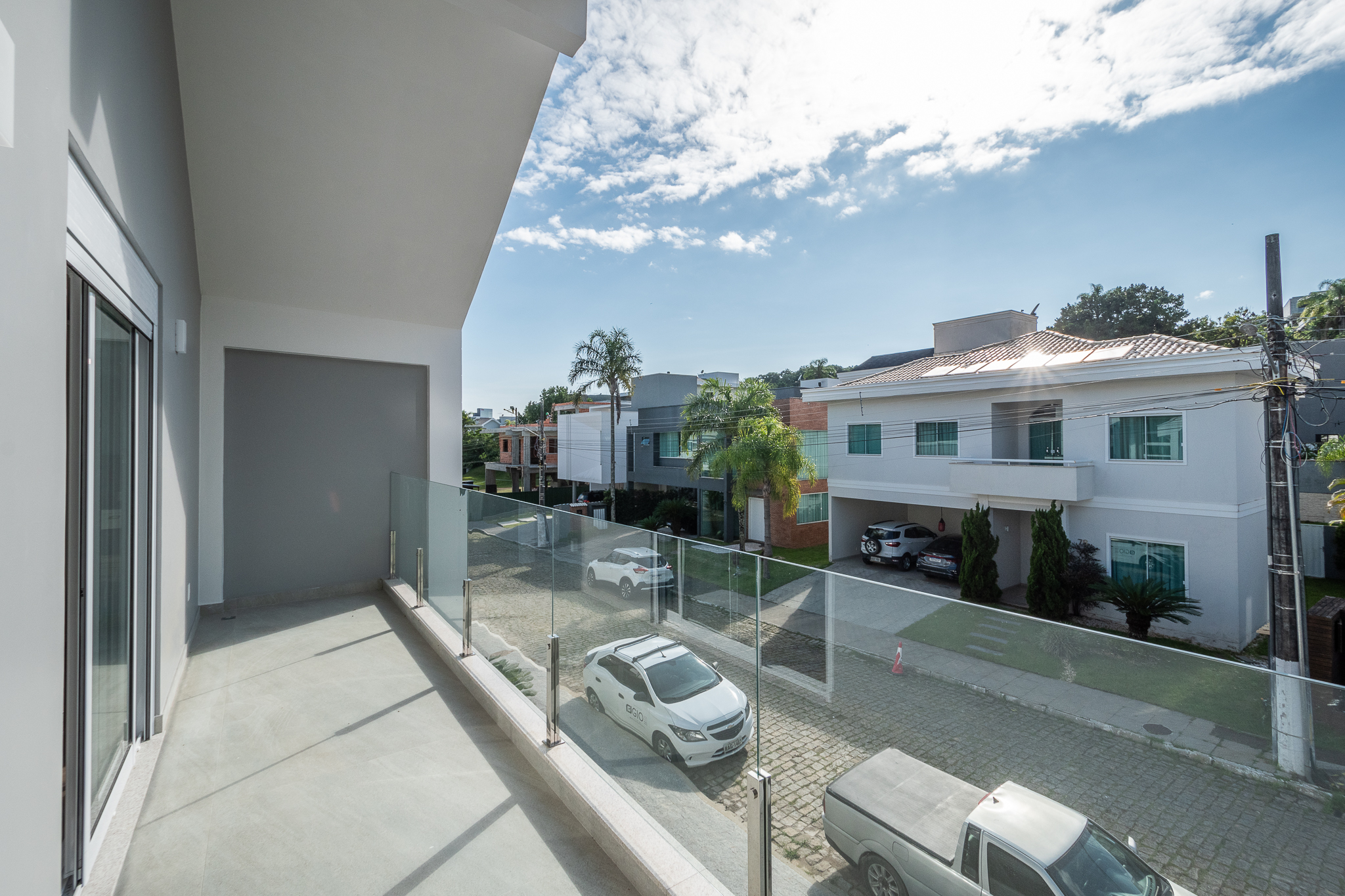 Casa Moderna no Condomínio Haras Rio do Ouro